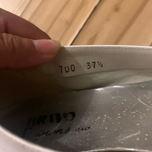 Bravo browns white leather flats - Picture 7 of 7